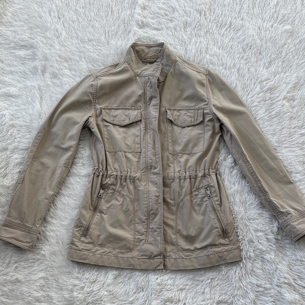 GAP Women's Utility Jacket in Tan